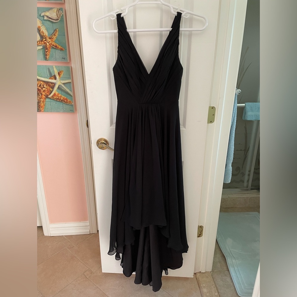 Women’s Elegant Monique Lhuillier Black Flowy Bridesmaid/Evening Gown 0